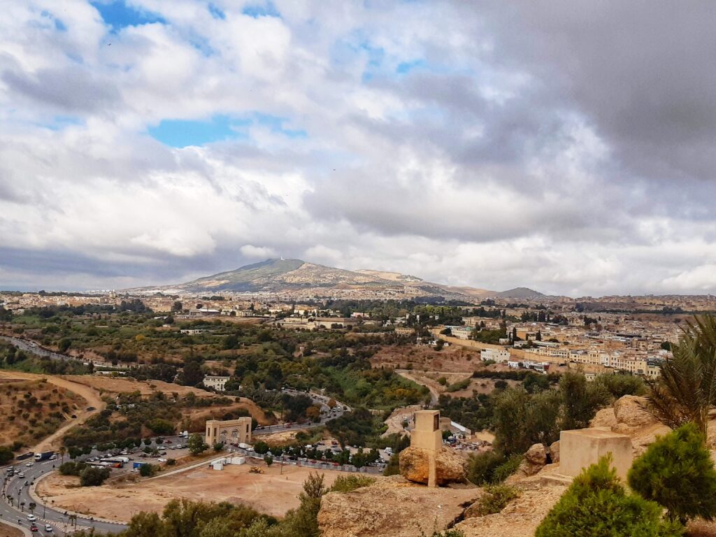 Vista panorámica de la medina de Fez, una de las más antiguas del mundo